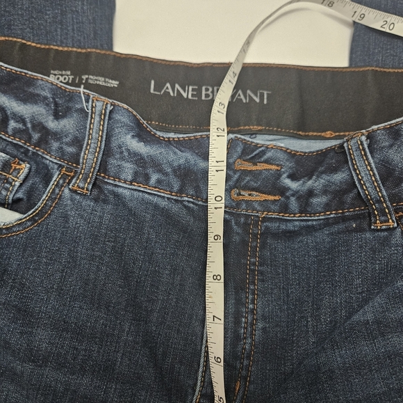 Lany Bryant Plus Size Dark Wash Bootcut Jeans! - Picture 5 of 6